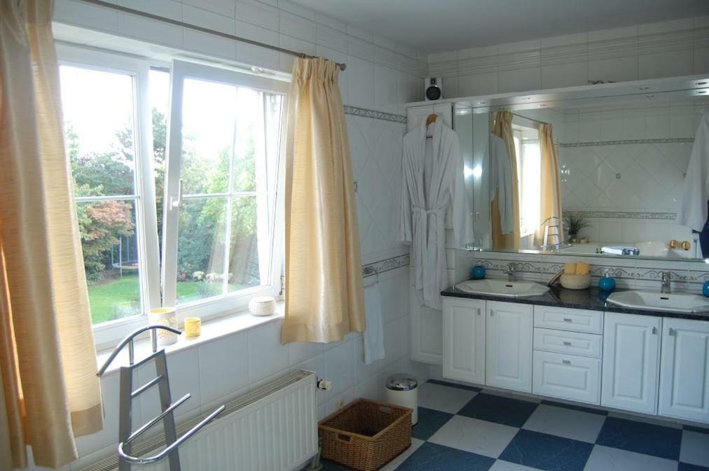 Le Mont Saint Roch , Chambre D'Hotes, B&B Νιβέλ Εξωτερικό φωτογραφία